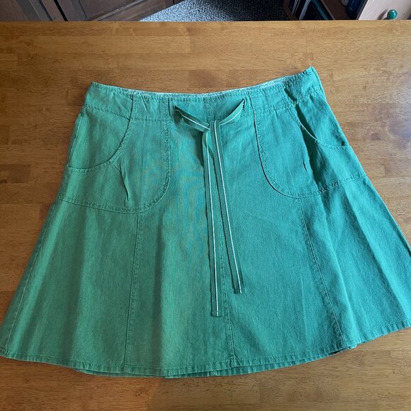 Size 14 H&M L.O.G.G. green linen-blend skirt - Picture 1 of 7